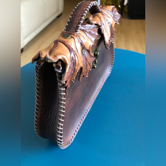 Earthly Handmade Leather Purse - Picture 4 of 6